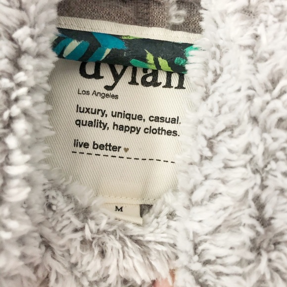 Dylan Cowl Neck Sherpa Fuzzy Pullover Gray Size Medium - Picture 6 of 7